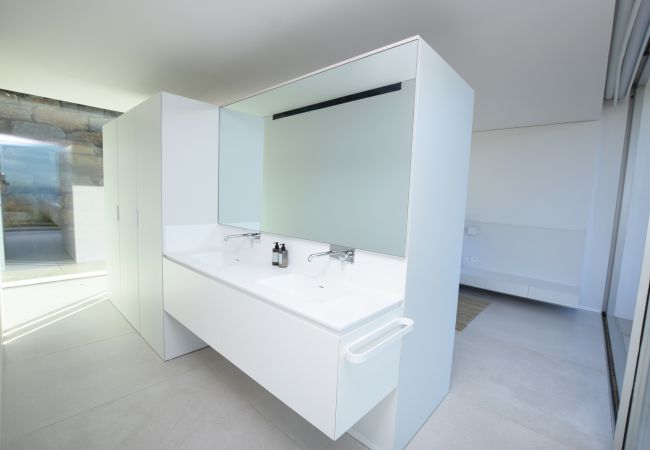 Abejaruco - BAÑO EN SUITE - DORMITORIO 1